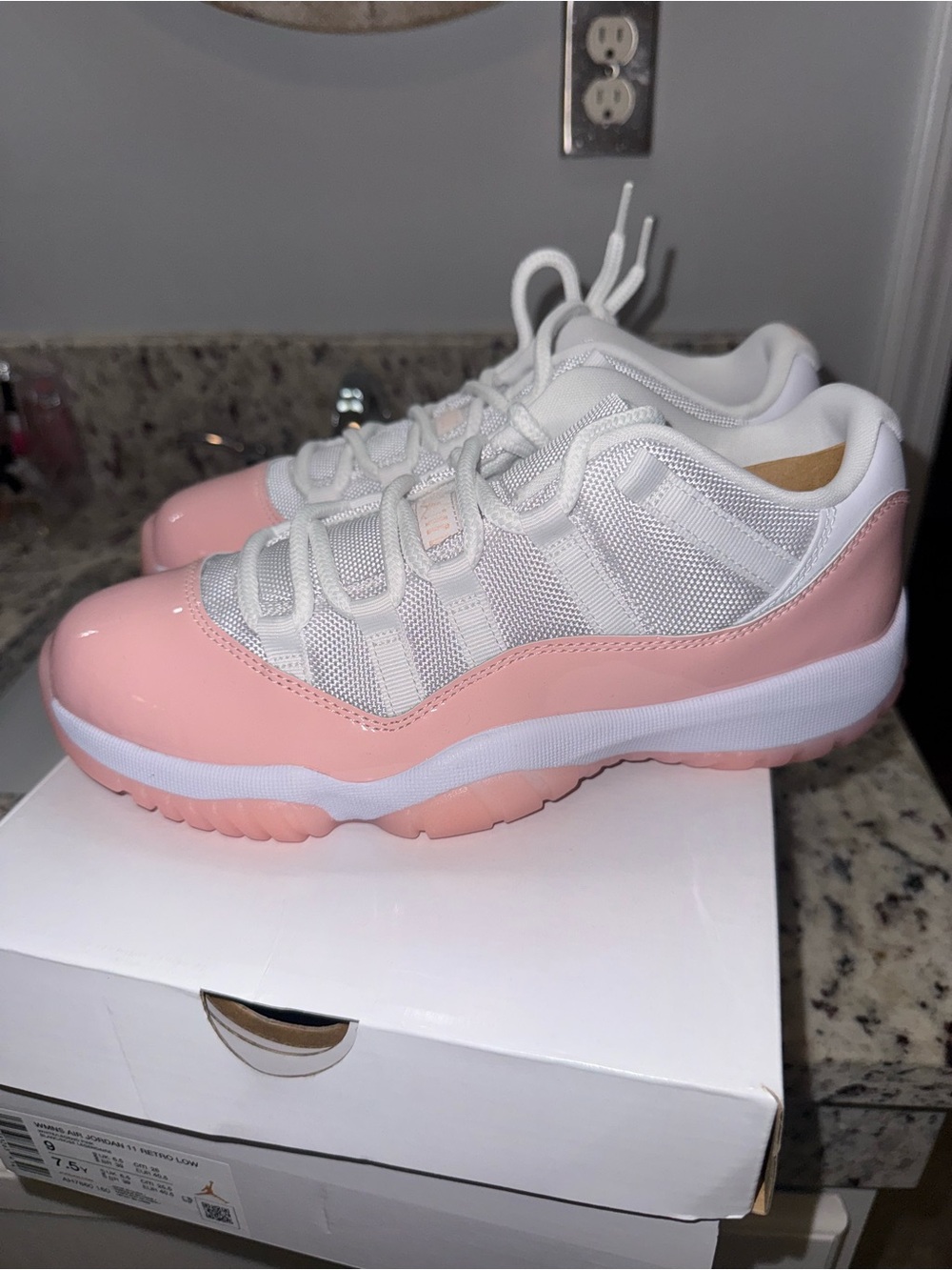 Women Jordan 11